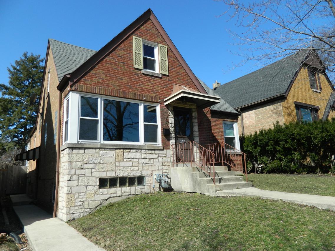 2836 Maple Ave., Berwyn, IL 60402