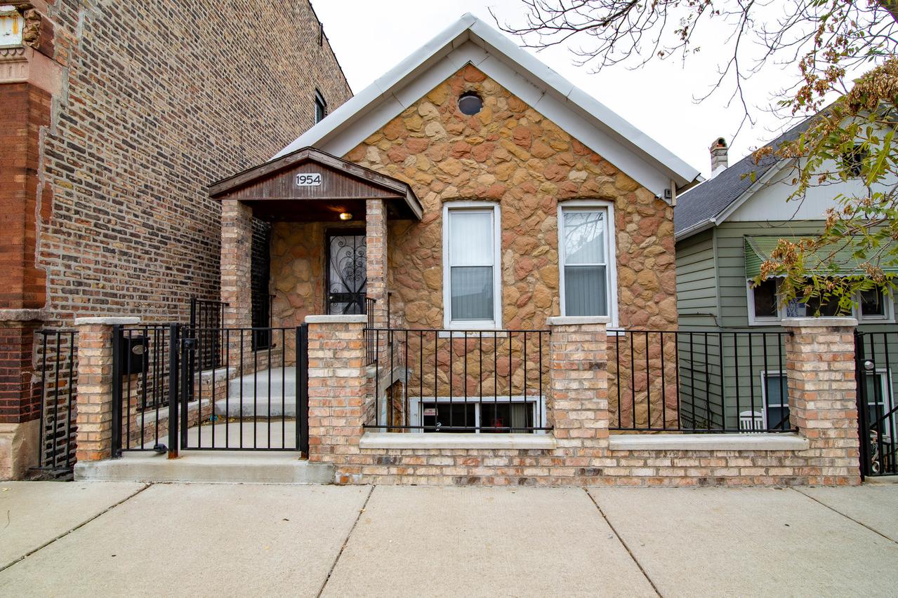 1954 W 21st Pl., Chicago, IL 60608