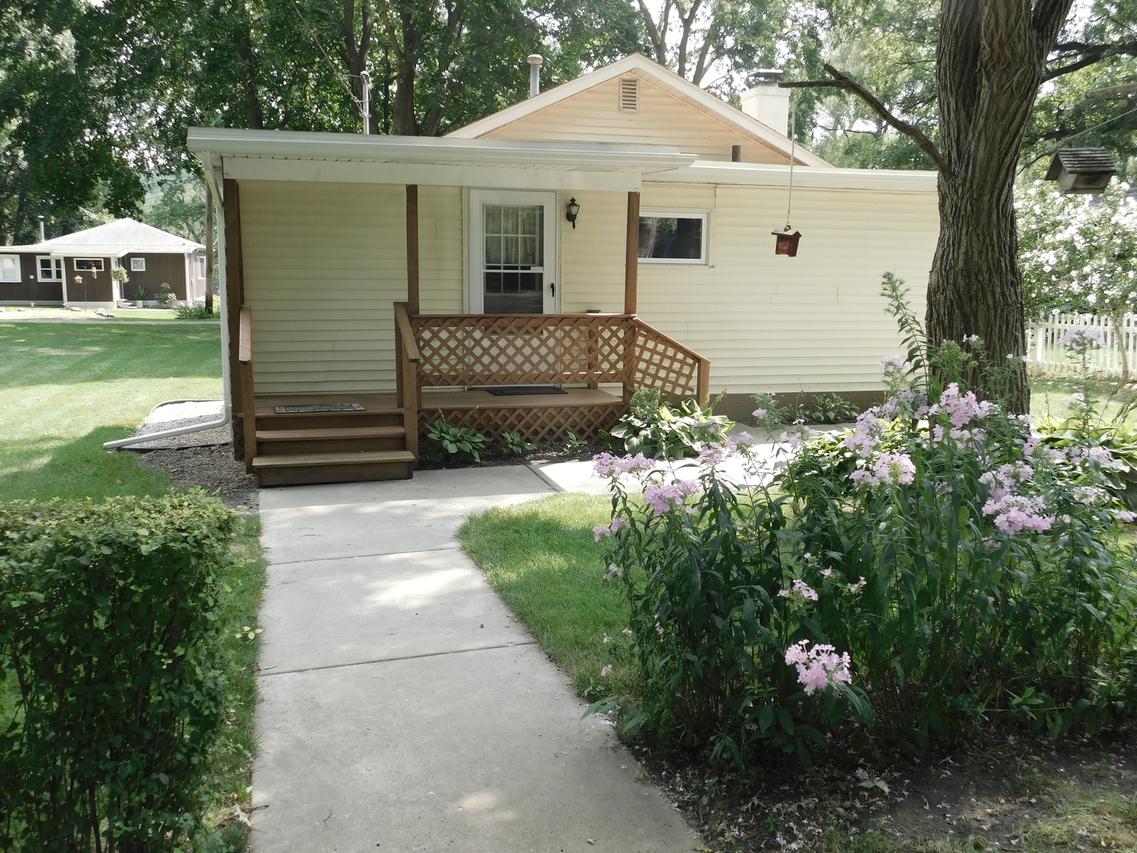 71 Blackhawk Springs Dr., Plano, IL 60545