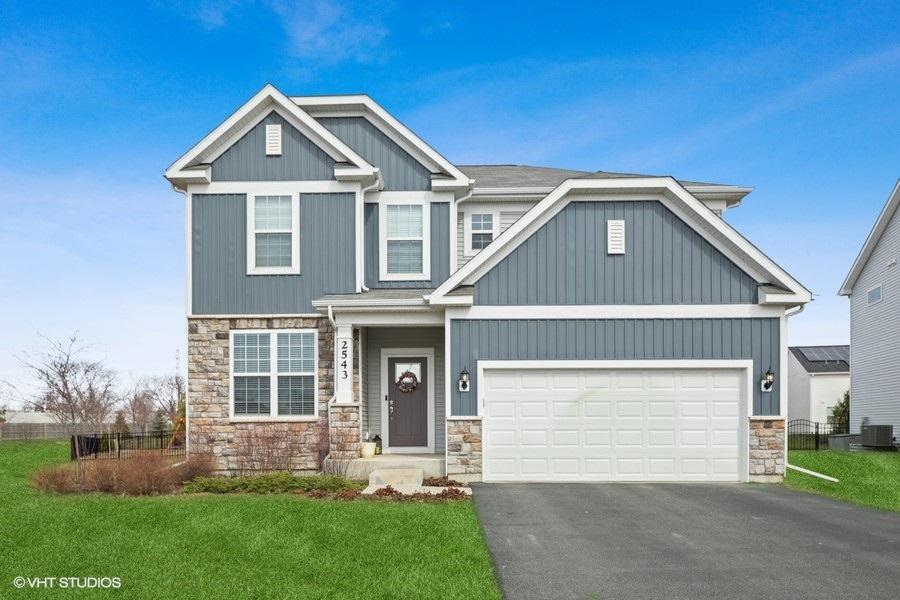 2543 Basin Trail Ln., Naperville, IL 60563