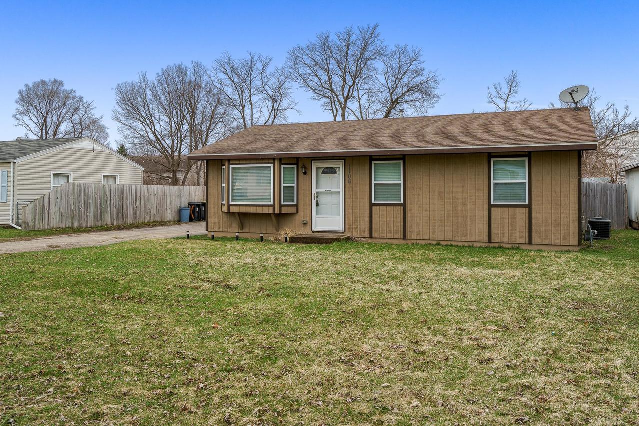1106 Emerald Ln., Machesney Park, IL 61115