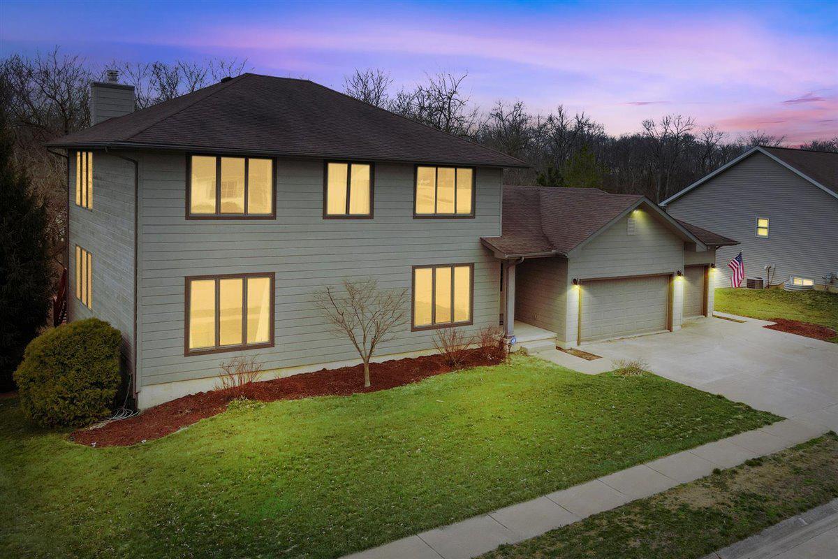 145 Lexington Cir., Mount Zion, IL 62549
