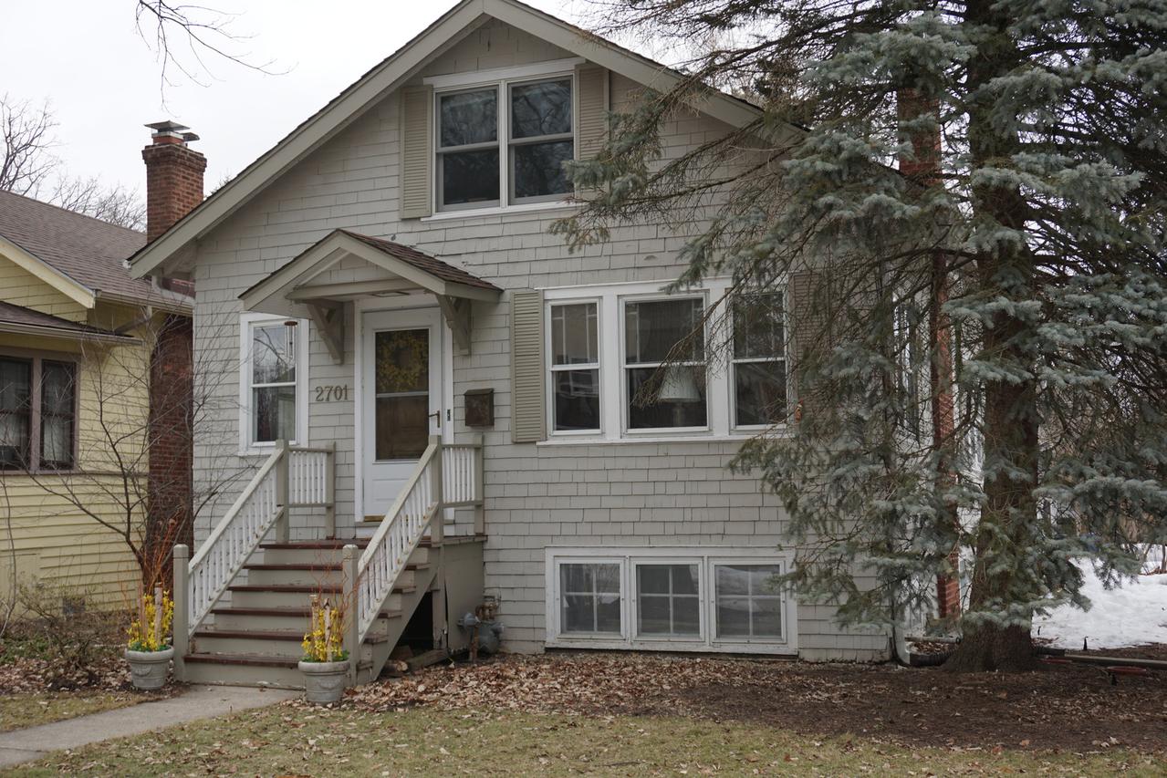 2701 Noyes St., Evanston, IL 60201