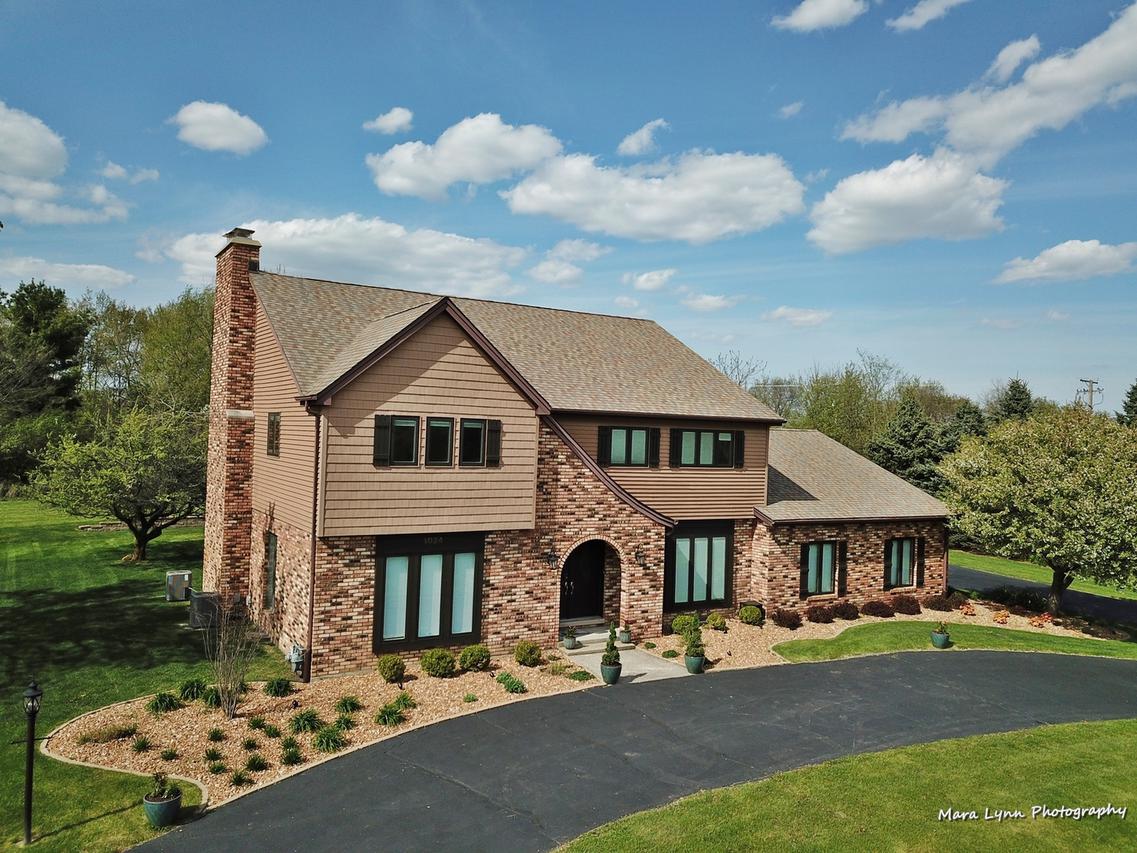 1024 Prestwick Dr., Frankfort, IL 60423