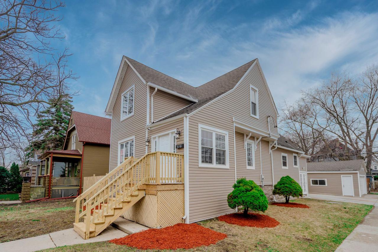 518 N 6th Ave., Maywood, IL 60153