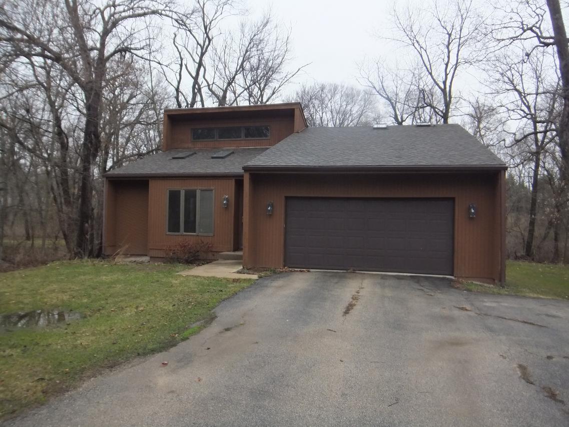 3892 Barley Ridge Tr., Cherry Valley, IL 61016