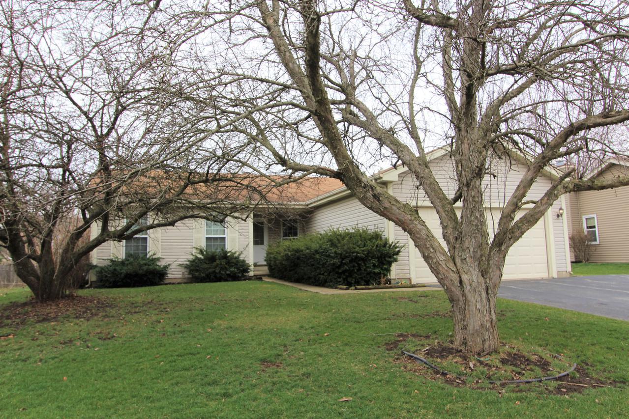 635 Red Coach Ln., Algonquin, IL 60102