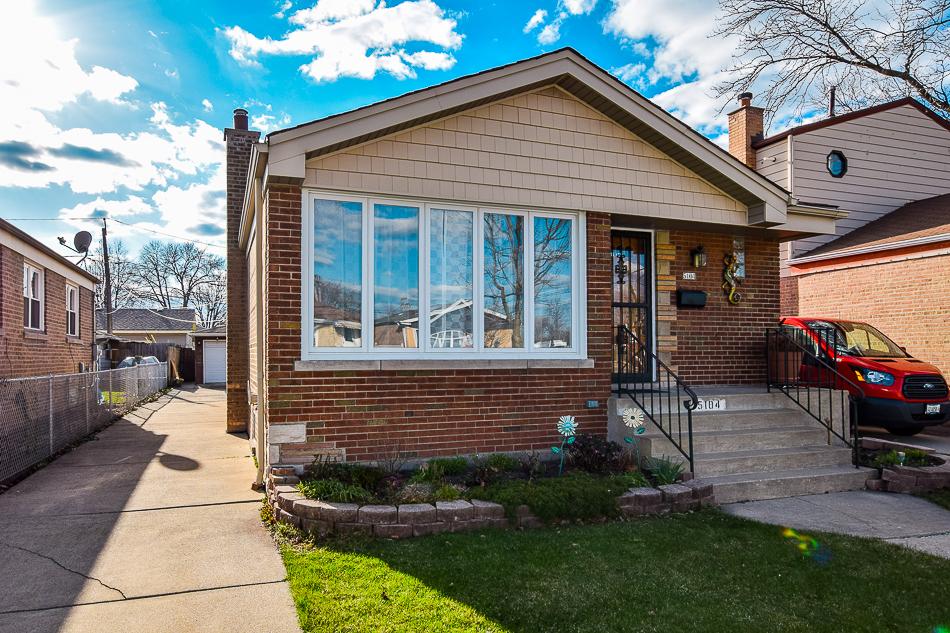 5104 S Rutherford Ave., Chicago, IL 60638