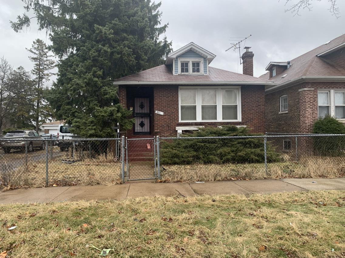 8921 S Throop St., Chicago, IL 60620