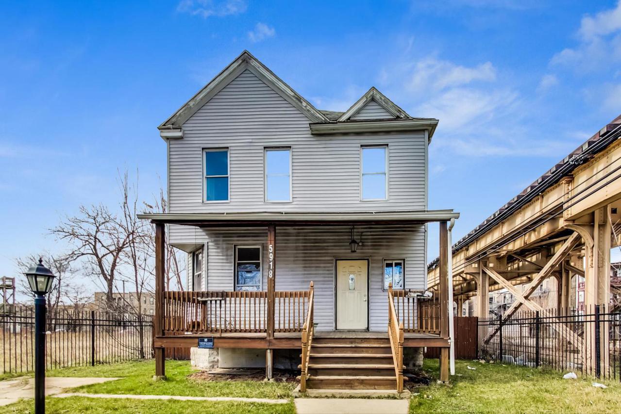 5918 S Indiana Ave., Chicago, IL 60637