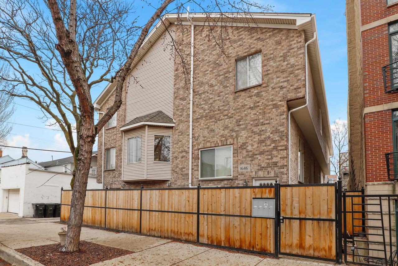 1646 W Julian St. #B, Chicago, IL 60622