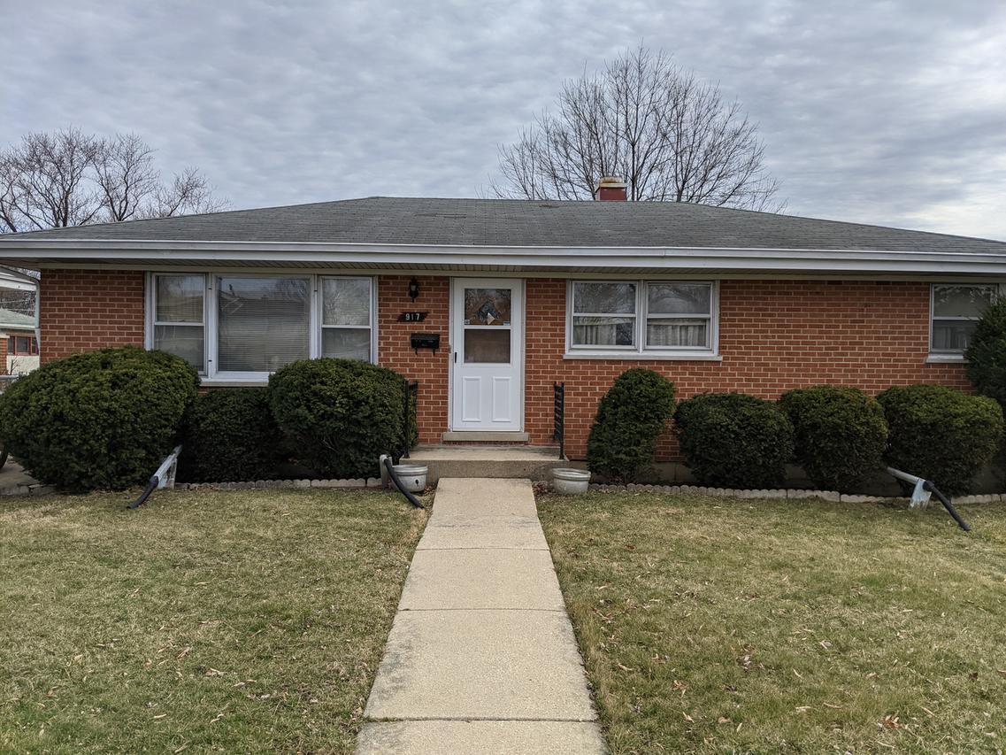 917 N Neva Ave., Addison, IL 60101