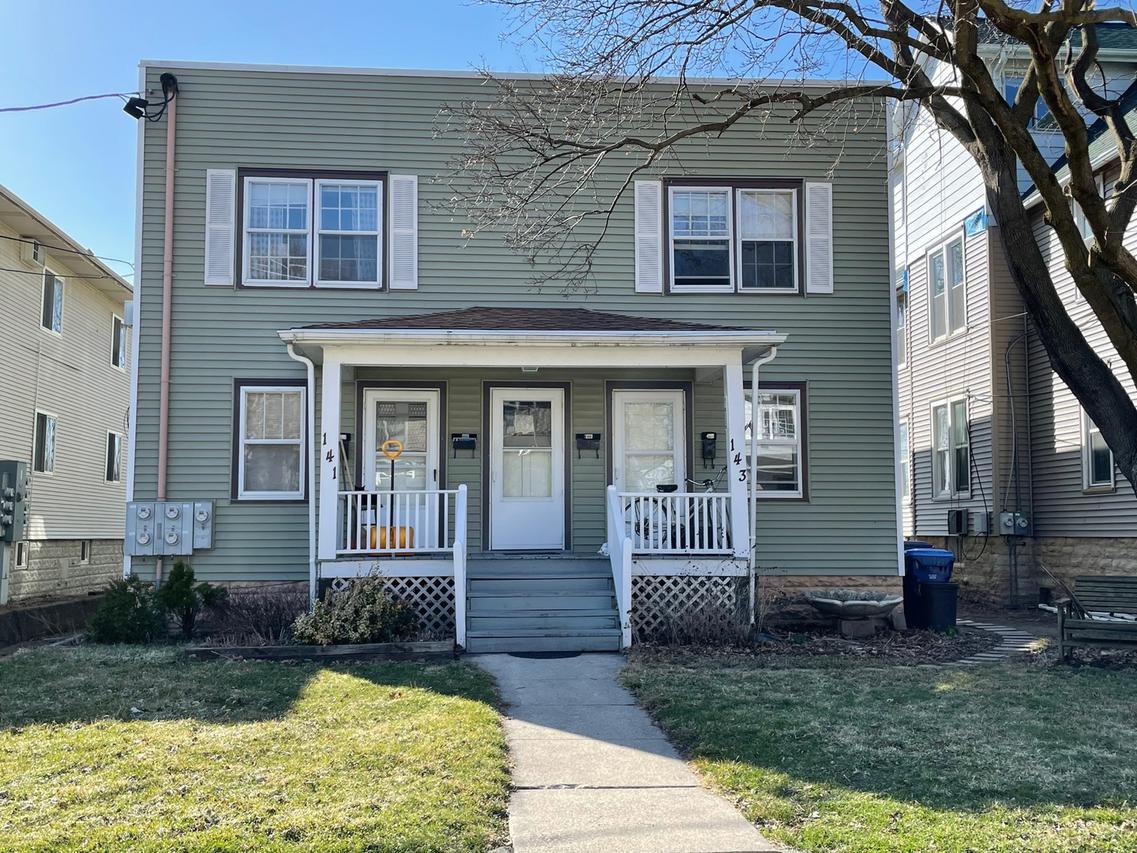 141 John St., Dekalb, IL 60115