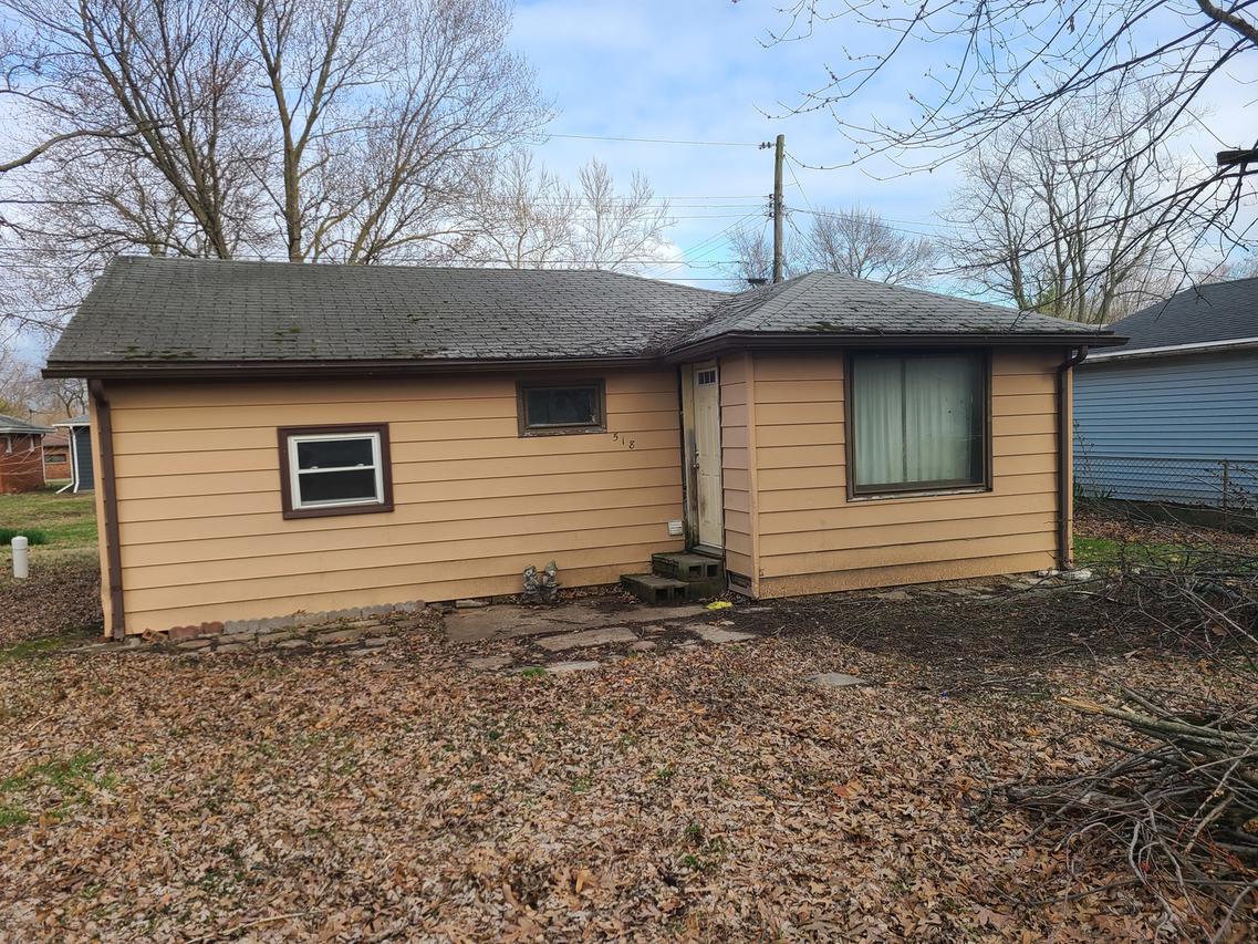 518 S Isabella St., Clinton, IL 61727