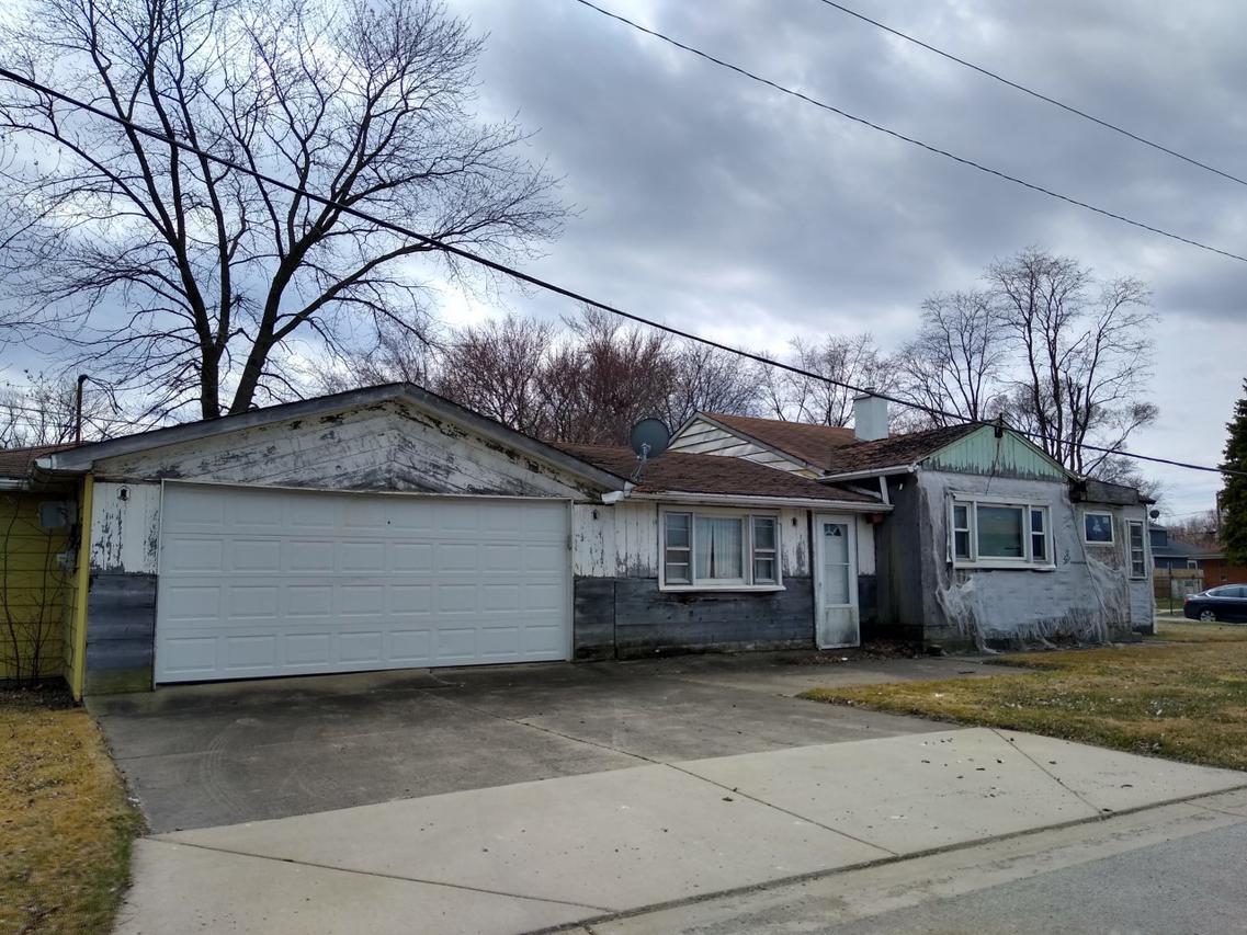 14001 S Manistee Ave., Burnham, IL 60633