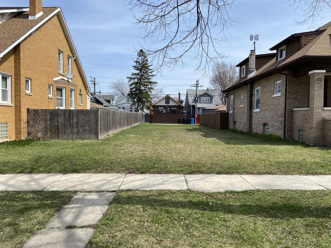 1305 N Mason Ave., Chicago, IL 60651