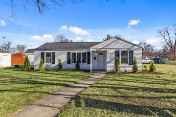 1703 Clark St., Dekalb, IL 60115