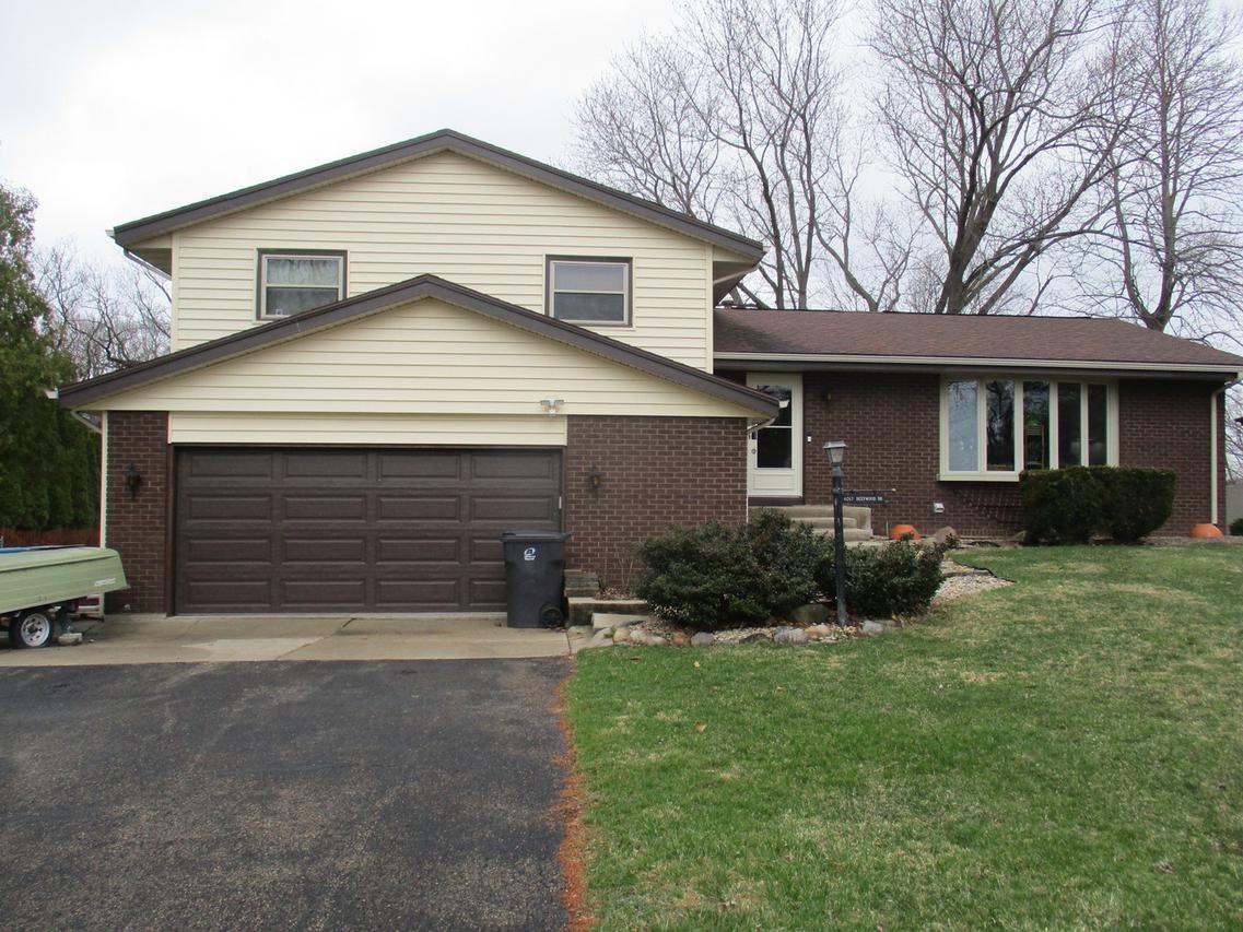 6267 Deepwood Dr., Cherry Valley, IL 61016