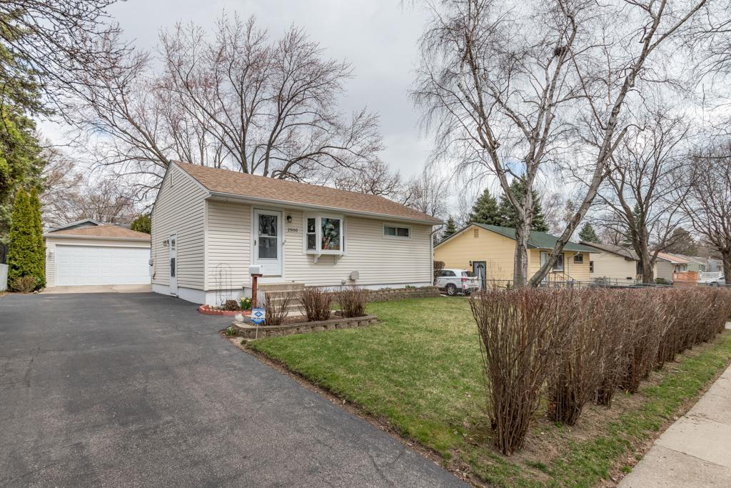2500 Dakota Rd., Waukegan, IL 60087