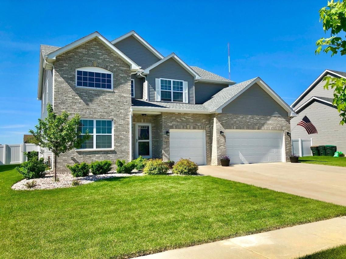 27329 W Deer Hollow Ln., Channahon, IL 60410