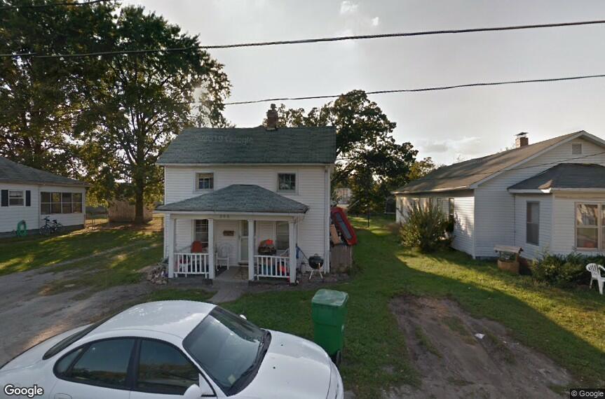 306 N Oak St., Carlinville, IL 62626