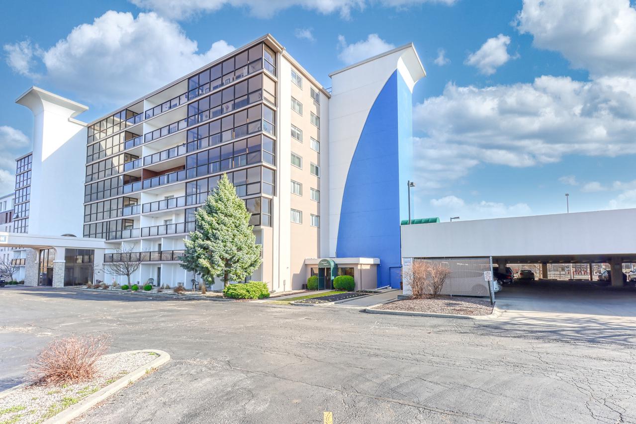 1133 N 7th St. #702, Rochelle, IL 61068