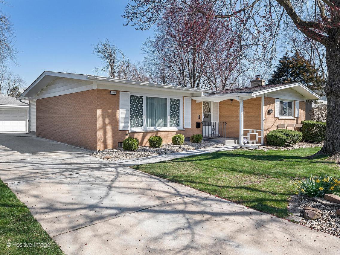 1027 Ohio St., Glenwood, IL 60425