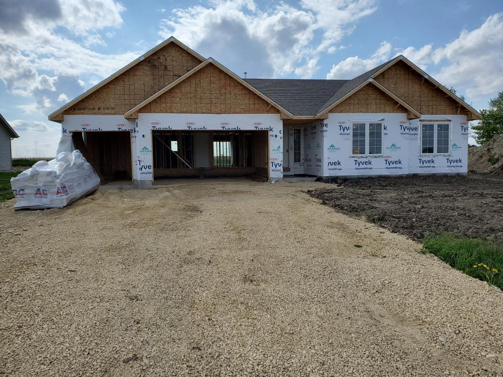 926 White Birch Ln., Davis Junction, IL 61020