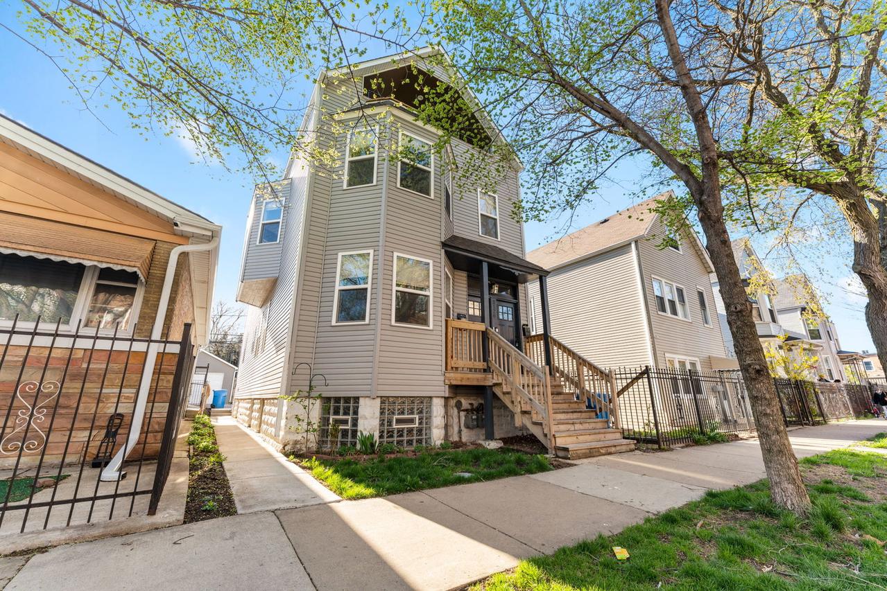 3126 N Lawndale Ave., Chicago, IL 60618