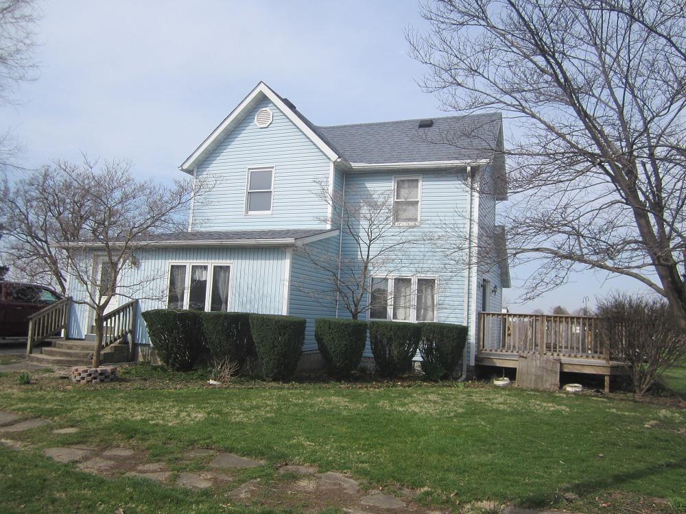 350 S 1st St., Sheldon, IL 60966
