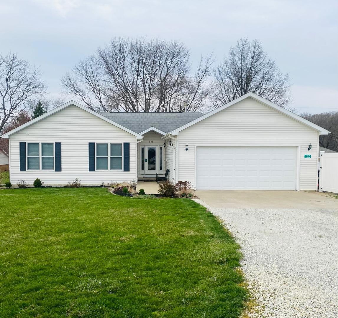 554 CR 2400 N Rd., Dewey, IL 61840