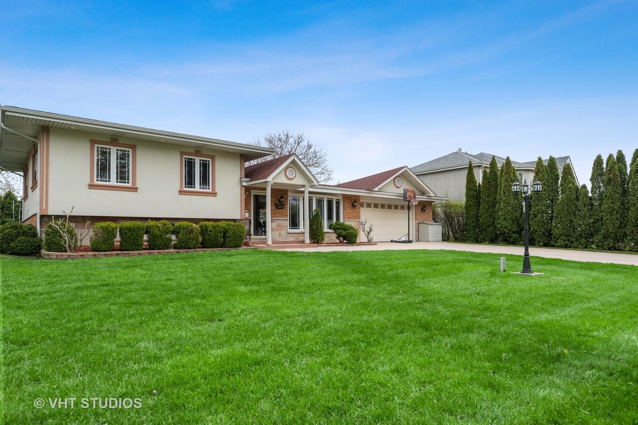 5665 N Crescent Ave., Norwood Park Township, IL 60631