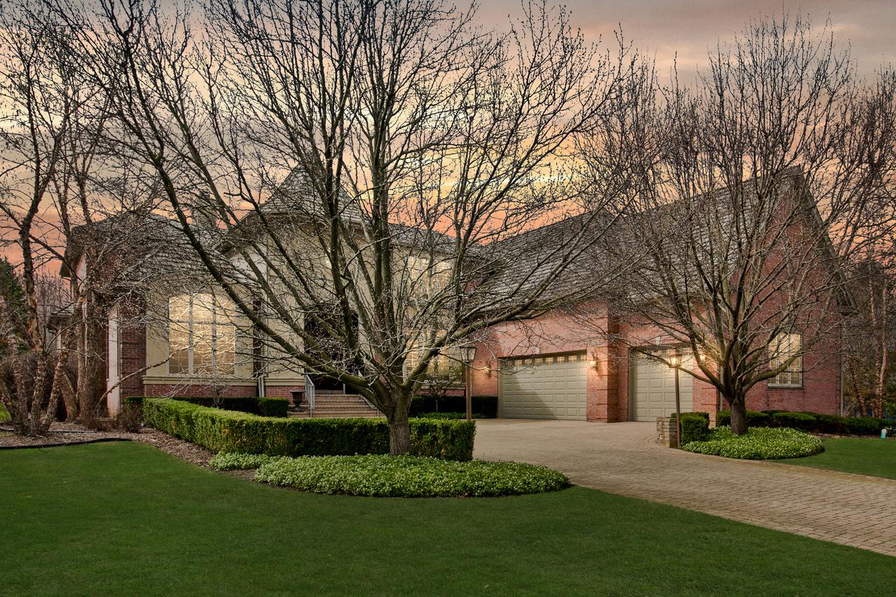 3935 Sunset Ln., Northbrook, IL 60062