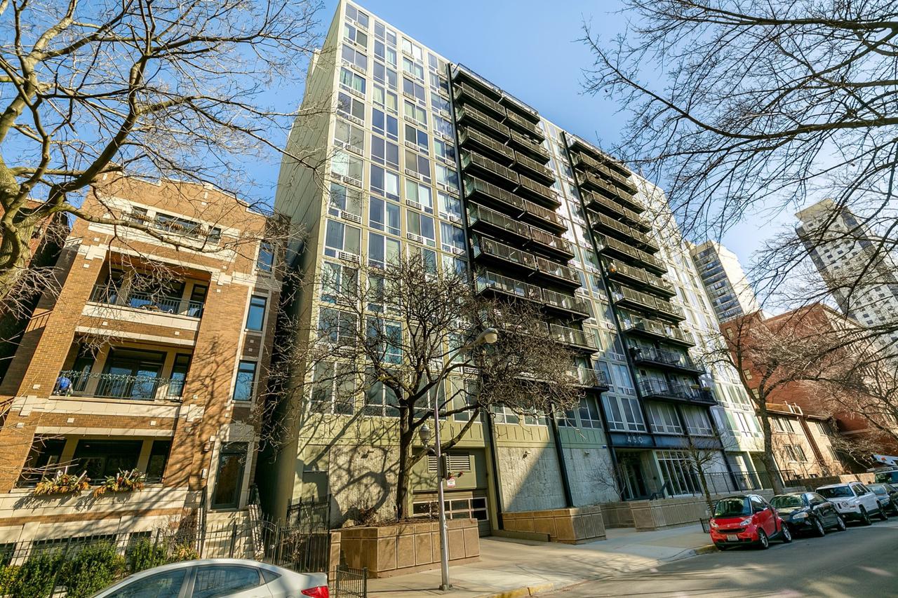 450 W Briar Pl. #10J, Chicago, IL 60657