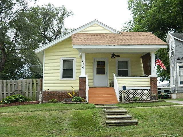 316 E White St., Clinton, IL 61727