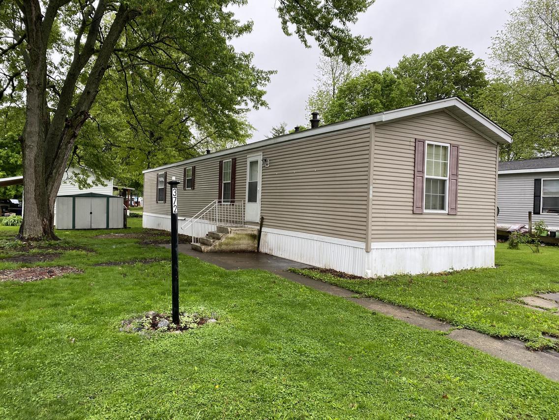 372 Wayne St., Mahomet, IL 61853