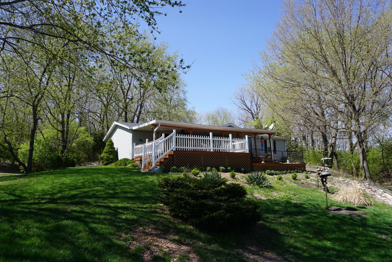 239 W Autumn Dr., Oakwood, IL 61858