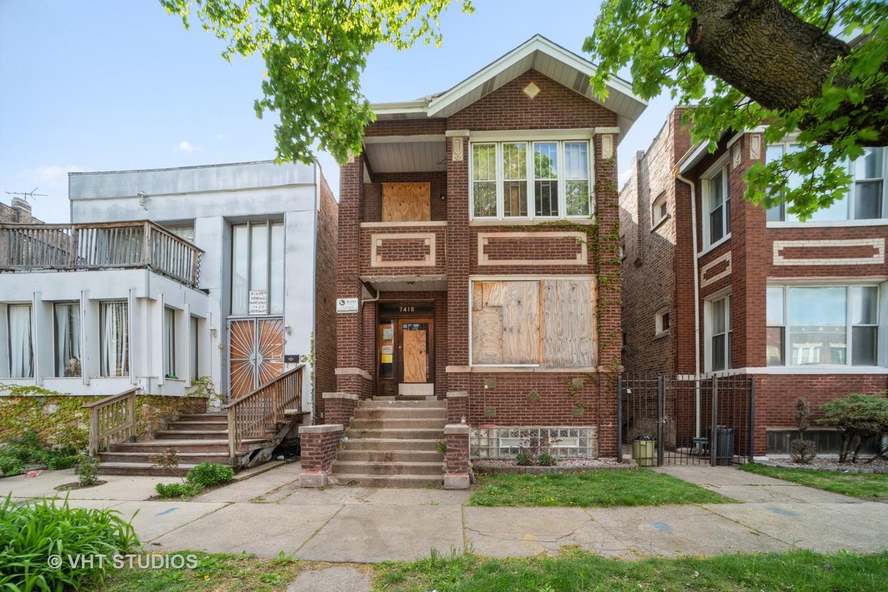 7418 S Eberhart Ave., Chicago, IL 60619