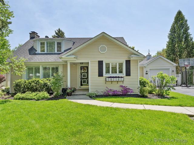 61 Harris Ave., Clarendon Hills, IL 60514