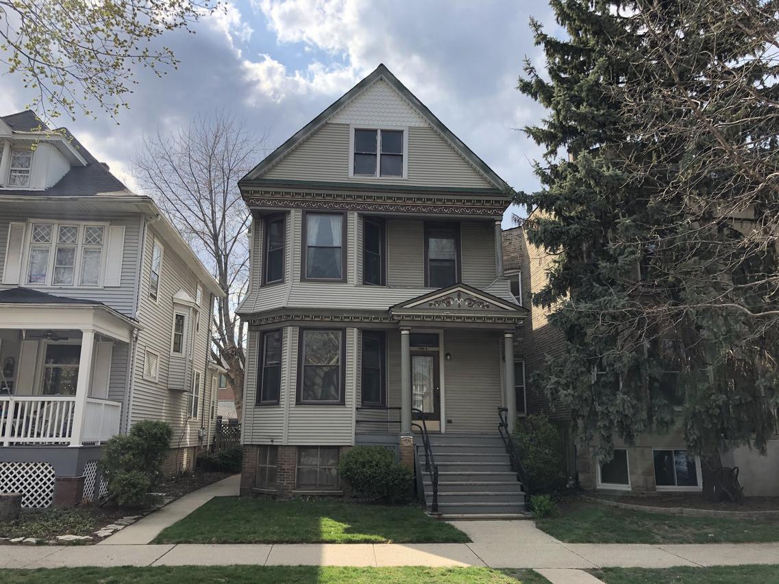 3904 N Hamilton Ave., Chicago, IL 60618