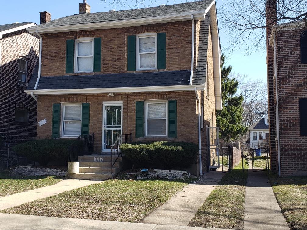 10115 S Bensley Ave., Chicago, IL 60617