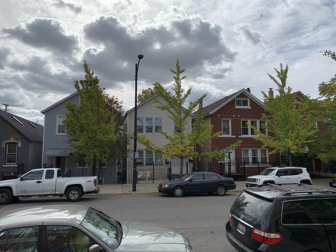 1749 W 19th St., Chicago, IL 60608