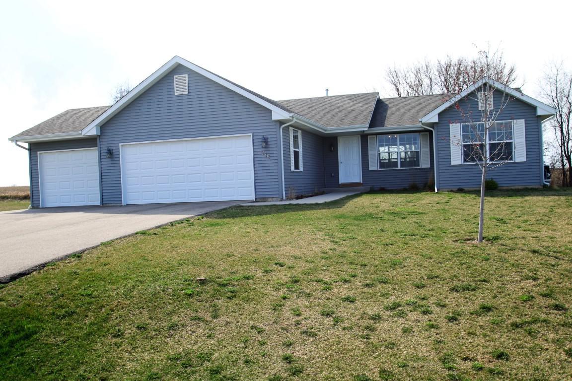 938 White Birch Ln., Davis Junction, IL 61019