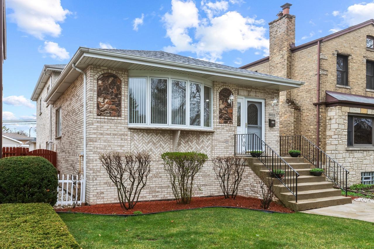 5133 N Natchez Ave., Chicago, IL 60656