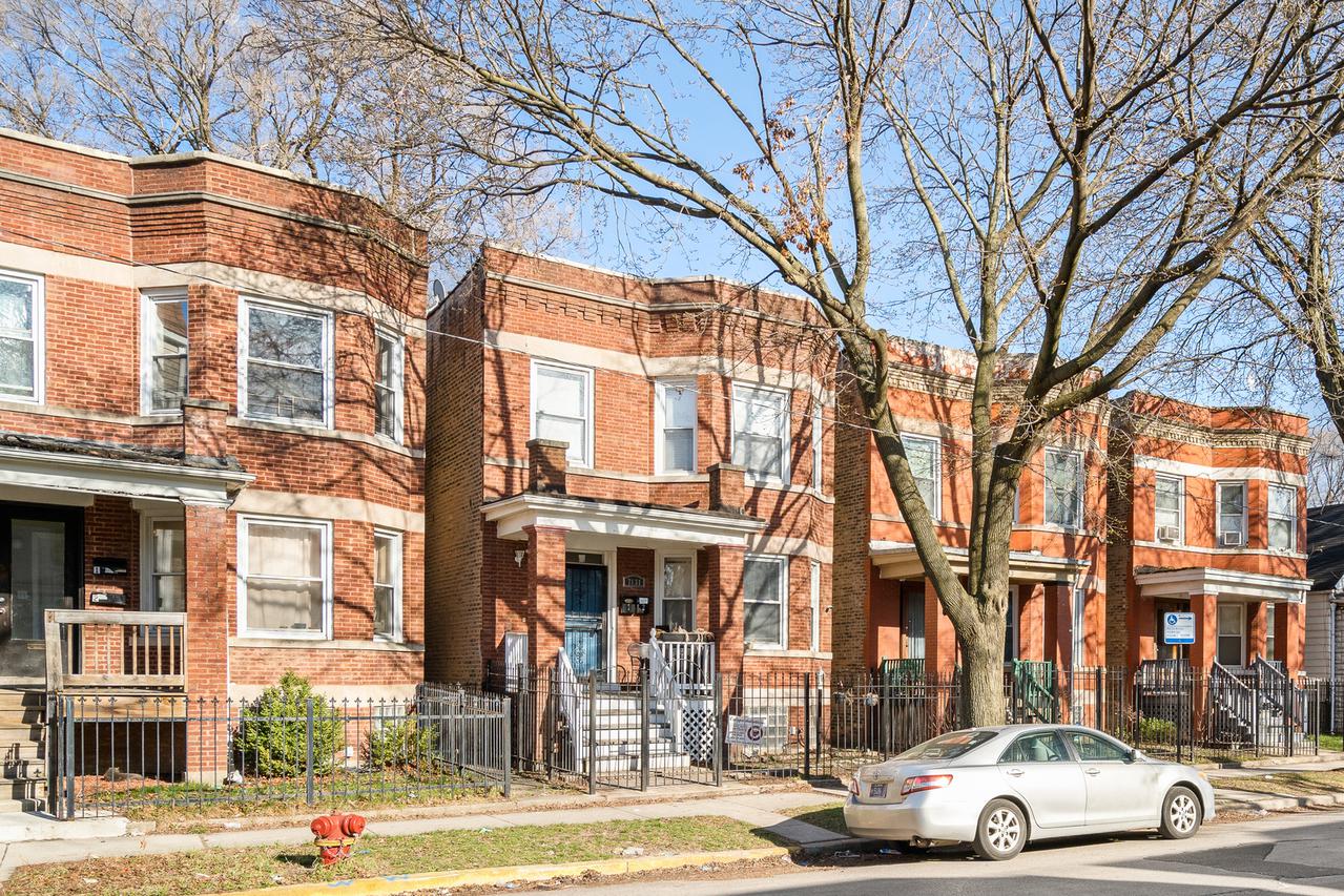 7131 S Champlain Ave., Chicago, IL 60619