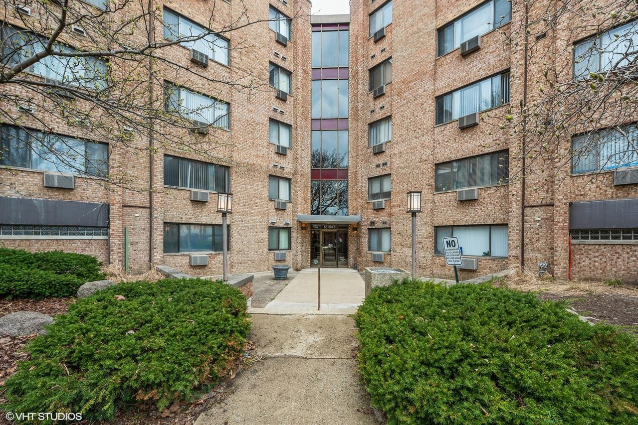 5358 N Cumberland Ave. #213, Chicago, IL 60656