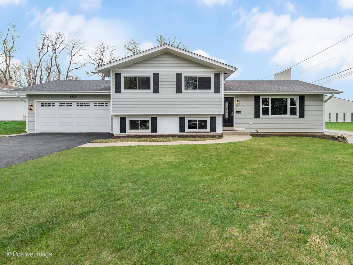 6233 Dunham Rd., Downers Grove, IL 60516