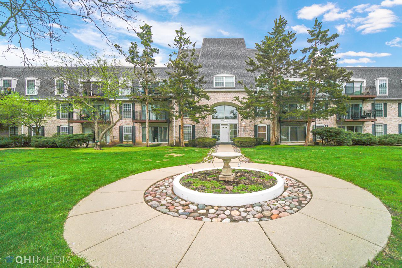 5200 Carriageway Dr. #324, Rolling Meadows, IL 60008