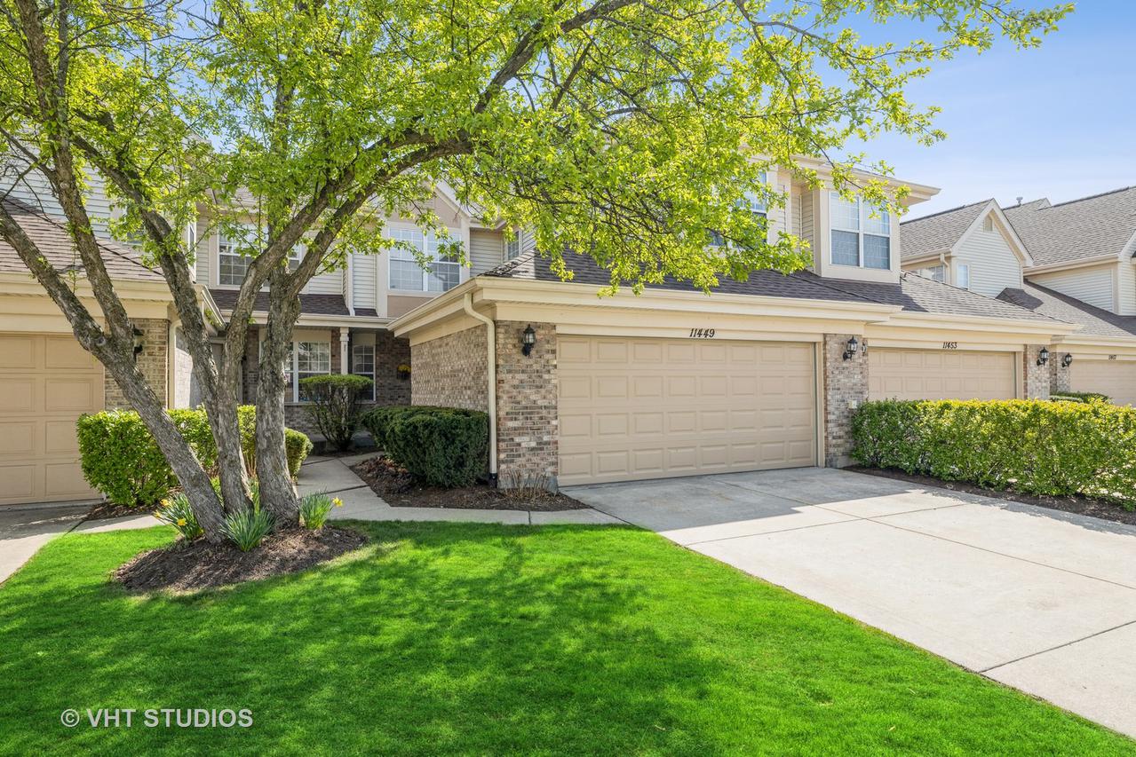 11449 Prescott Ln., Westchester, IL 60154