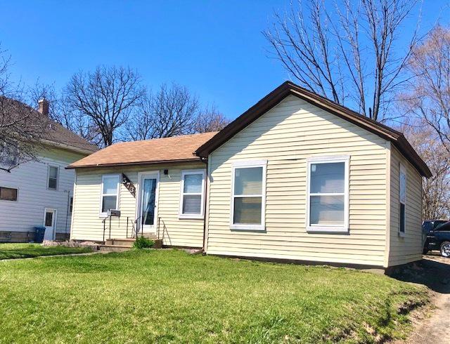 573 S Lake St., Aurora, IL 60506